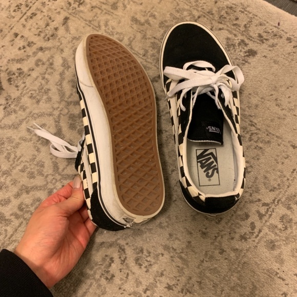 Vans women’s checkered - Picture 5 of 8